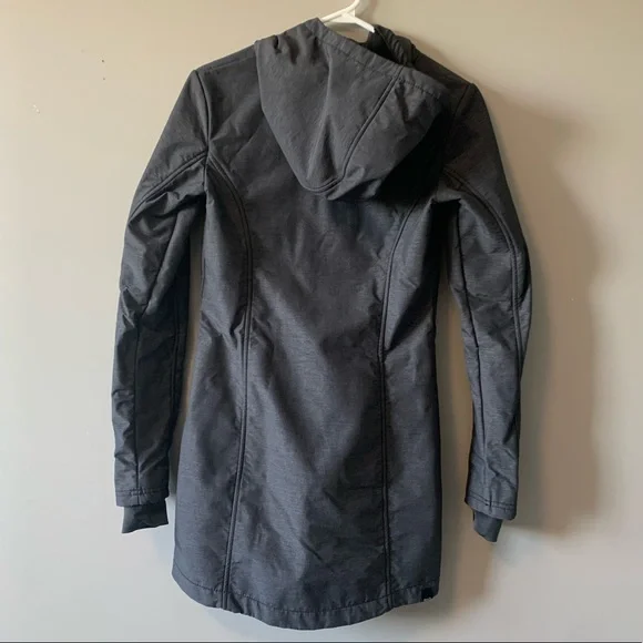 Bench Jacket - Picture 2 of 6